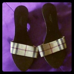 Burberry flats